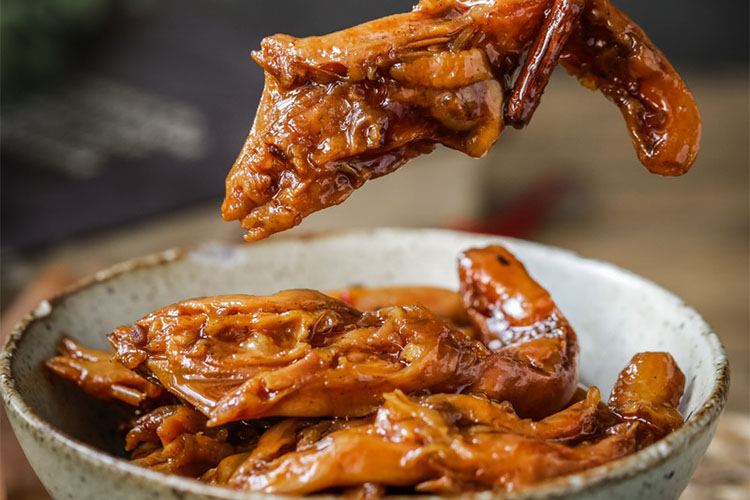 绝味的麻辣鸭脖怎么加盟，绝味鸭脖鲜香麻辣加盟