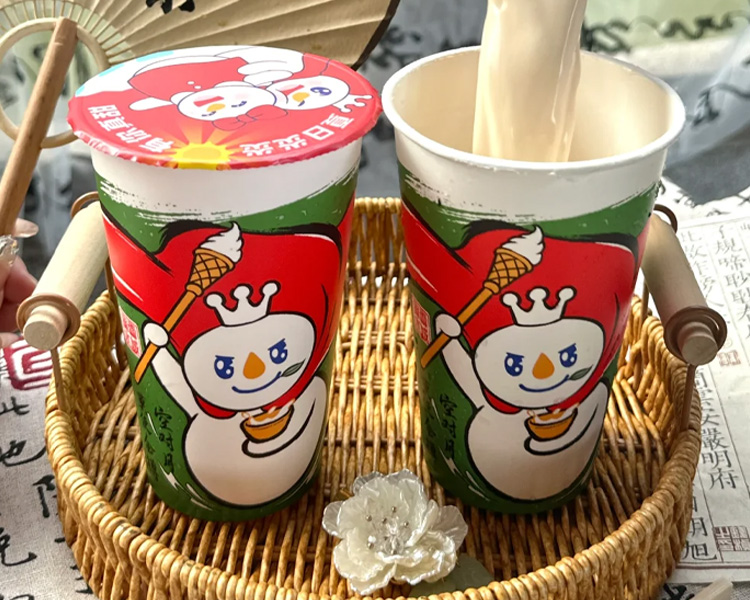 冰雪蜜城加盟费明细表，蜜雪冰城饮品店大概需要多少钱